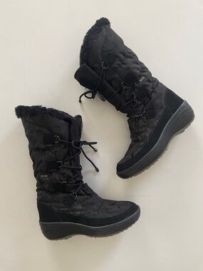 PAJAR Black Lace Up Winter Boots Faux Fur Lining. EU 40/US 9